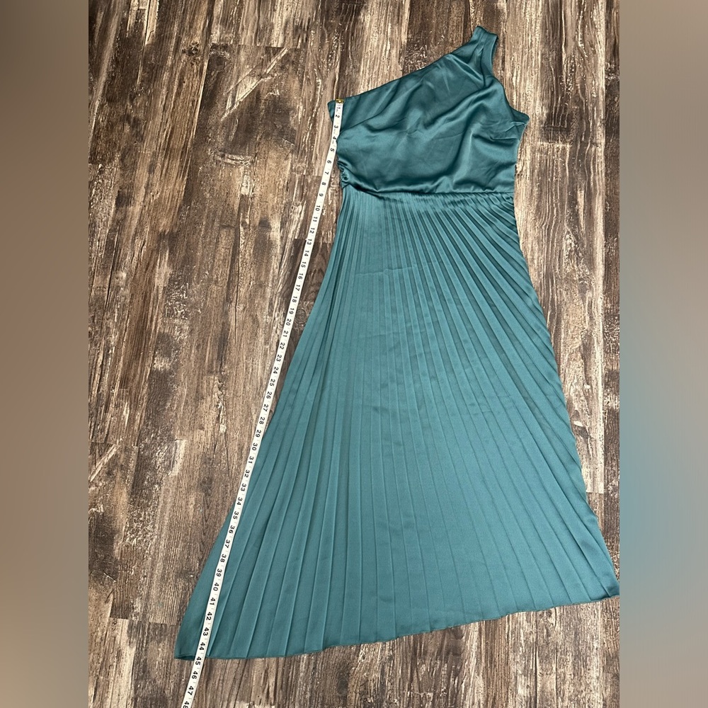 NWT Sam Edelman Women’s One Shoulder Asymmetric Pleated Cocktail Midi Dress - Picture 4 of 8